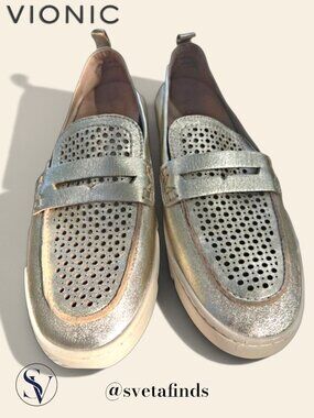 NWOB Vionic Uptown Perforated Gold Leather Packable Orthotic Travel Flats 7.5